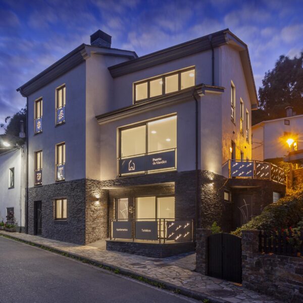 Apartamentos Puerto de Viavélez